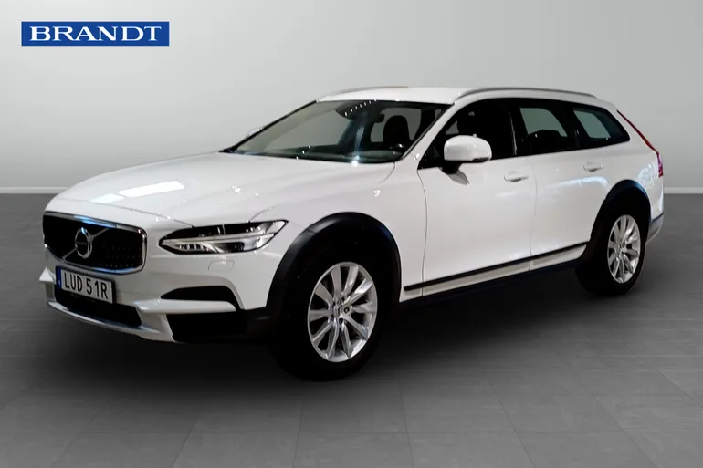 Volvo V90 Cross Country