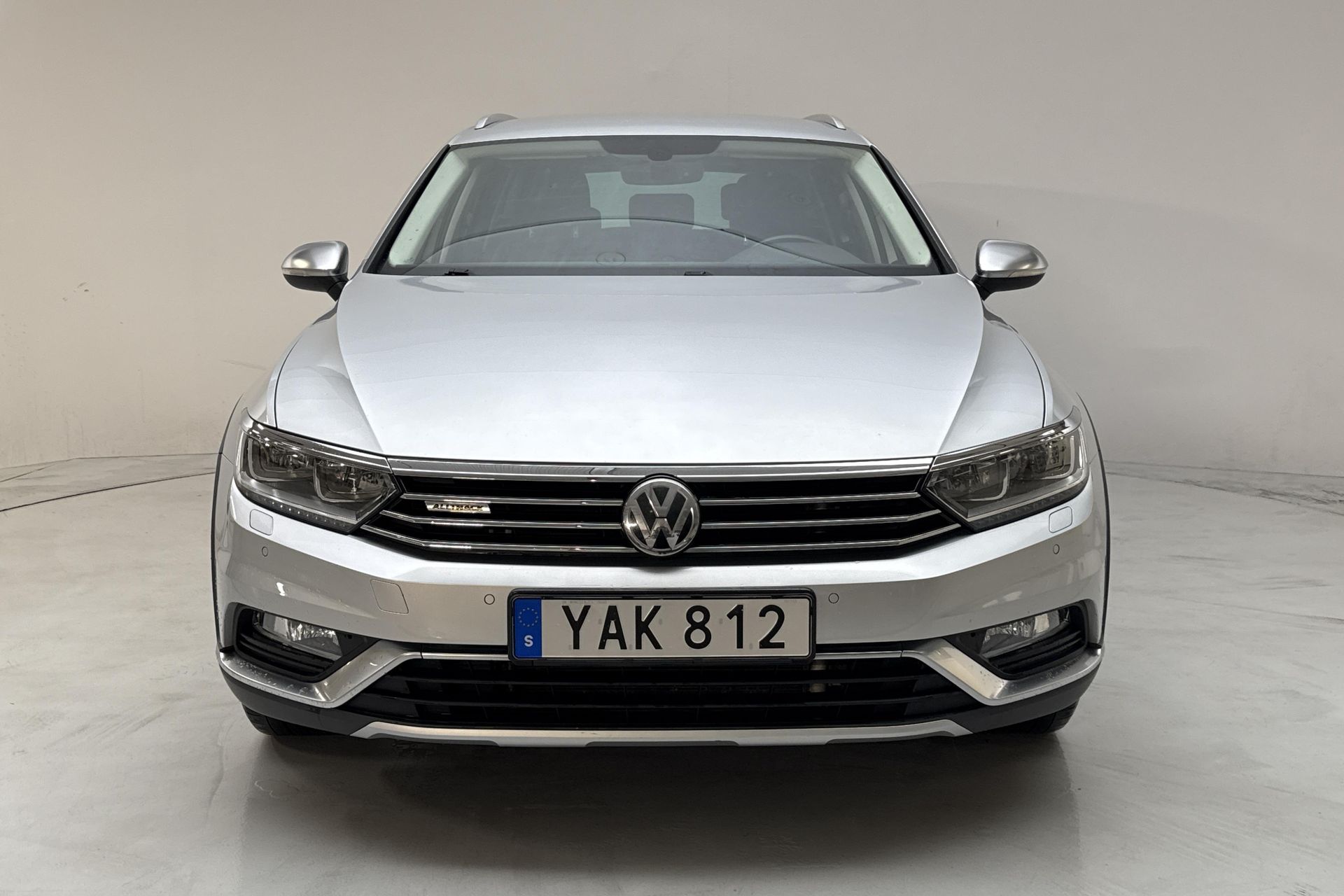 Volkswagen Passat 2016, bild 5/10