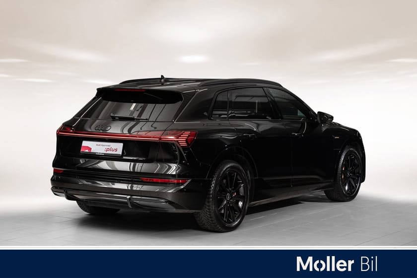 Bilde 2 av Audi e-tron 55 quattro s line sp black edit