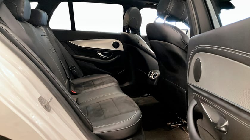 Bild 5 av Mercedes-Benz E 220 T d 4MATIC 9G-Tronic, 194hk, |AMG-Line|Backk|Pano|Drag