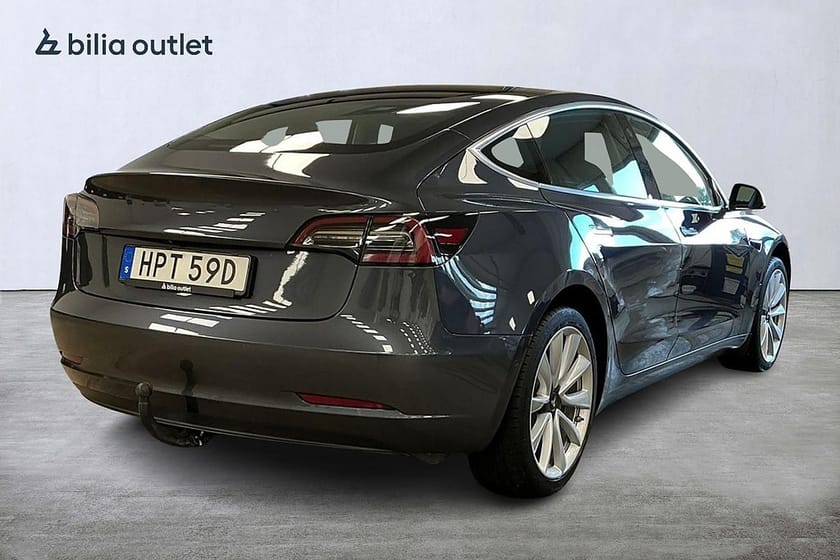 Bild 4 av Tesla Model 3 Long Range AWD Panoramaglas Dragkrok