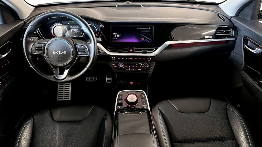 Bild 4 av Kia e-Niro ADVANCE PLUS 64 kWh 204 Hk Backkamera
