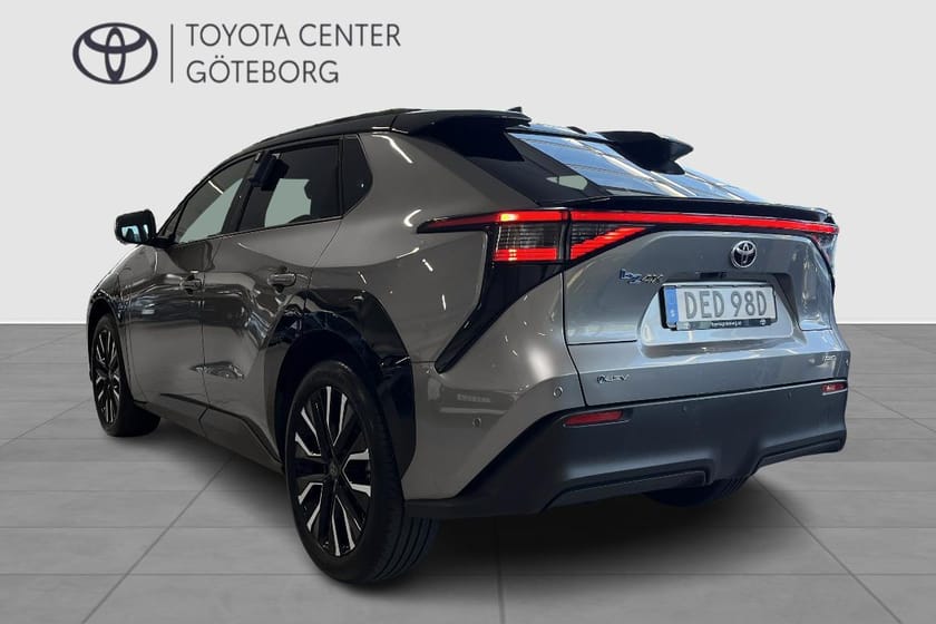 Bild 3 av Toyota bZ4X AWD EXECUTIVE PANORAMA BITONE