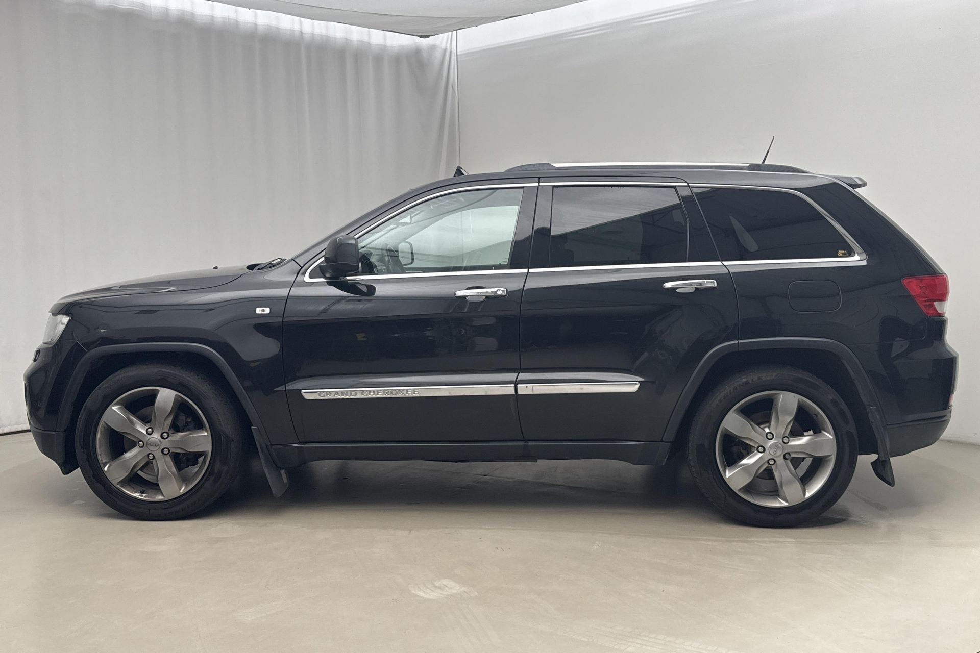 Jeep Grand Cherokee 3.0 V6 CRD 4WD 2013, bild 2/10