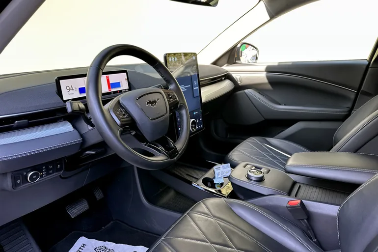 Ford Mustang Mach-E Standard Range