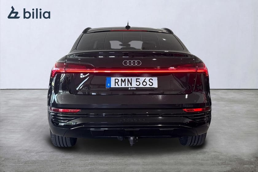 Bild 4 av Audi Q8 Sportback 55 e-tron quattro