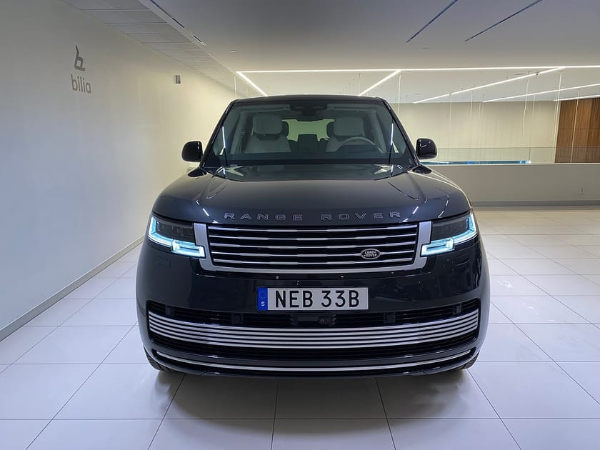 Bild 4 av Land Rover Range Rover P615 MHEV V8 SV / Momsbil!