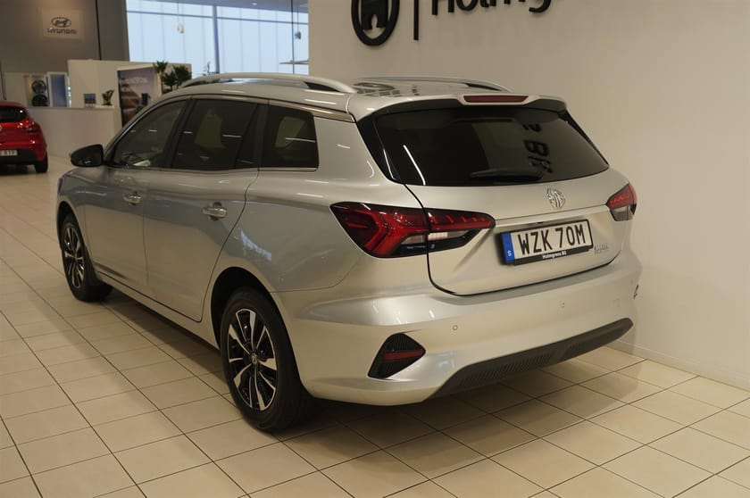 Bild 5 av MG 5 Standard Range Electric LHD 51kWh Com Medal Silver