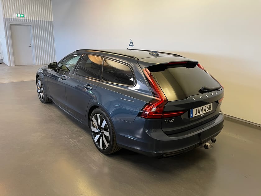 Bild 4 av Volvo V90 T6 Plus Dark / Läder / Dragkrok / Harman Kardon /
