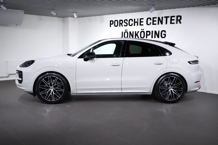 Bild 2 av Porsche Cayenne Coupé E-Hybrid Black Edition