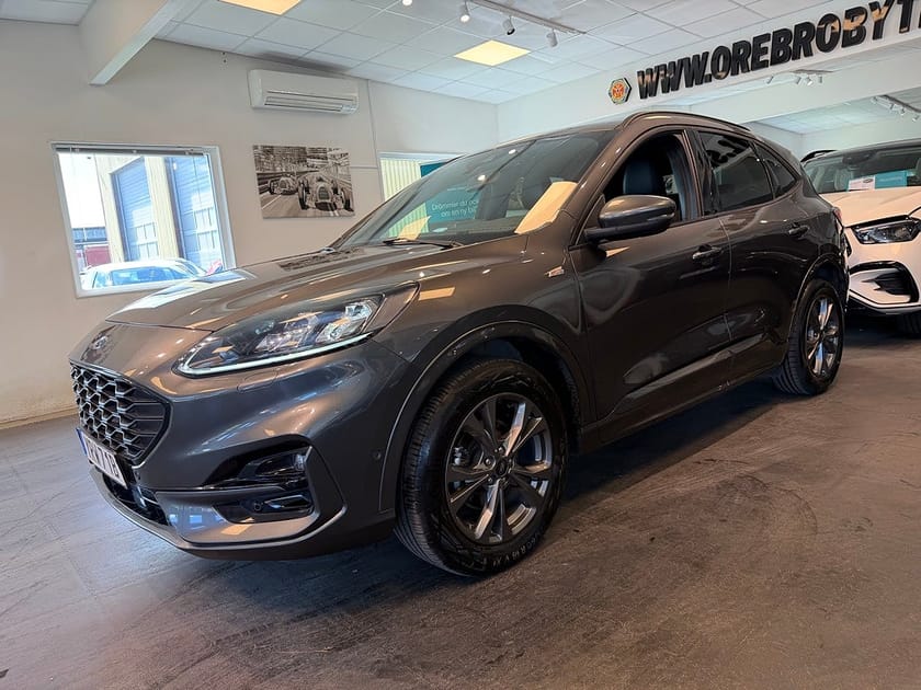 Bild 2 av Ford Kuga 2.0 EcoBlue AWD Aut ST-Line Drag Gps Värmare B&O MOMS