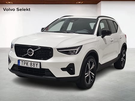 Volvo XC40 B4 FWD Bensin Plus Dark