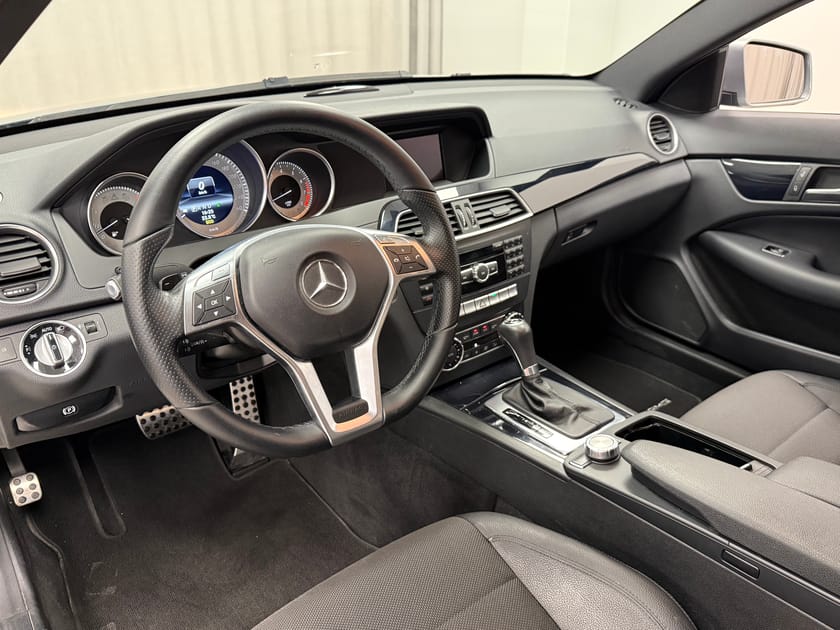 Bild 5 av Mercedes-Benz C 180 Coupé AMG Sport