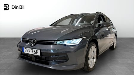 Volkswagen Golf Sportscombi Kombi 1.5 eTSI 150hk Drag Vinterpaket Carplay