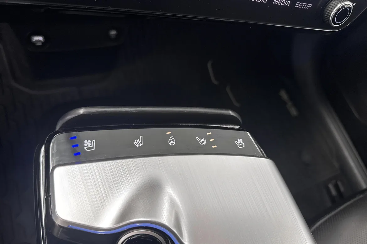 picture of a car