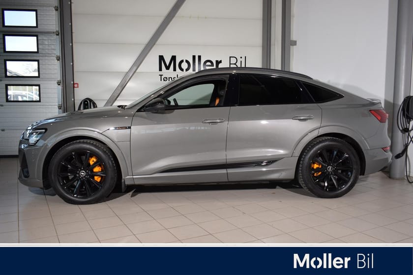 Bilde 2 av Audi e-tron Sportback 55 quattro sb s line sp black
