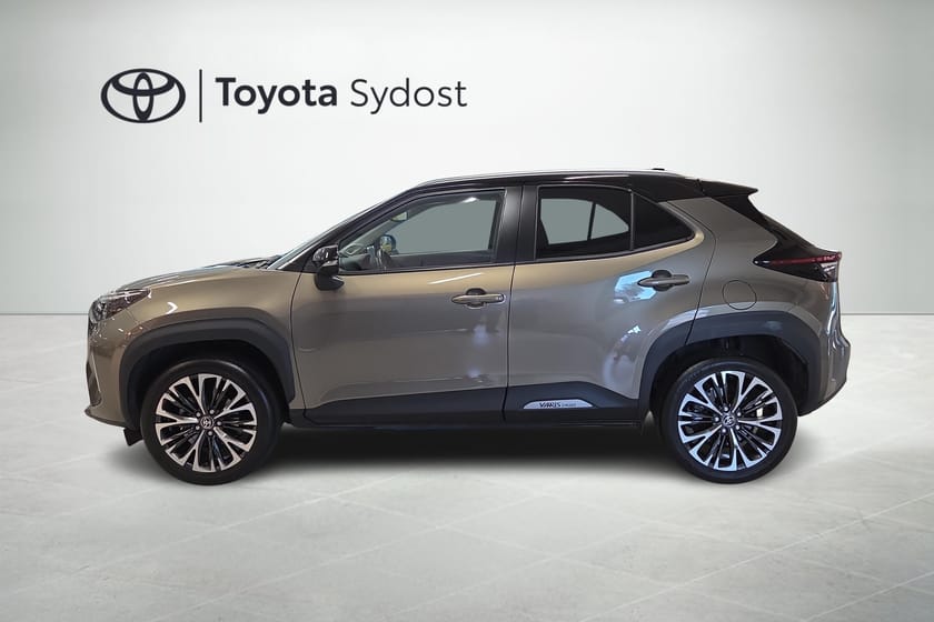 Bild 4 av Toyota Yaris Cross Hybrid Style Edition Pluspaket Panoramatak