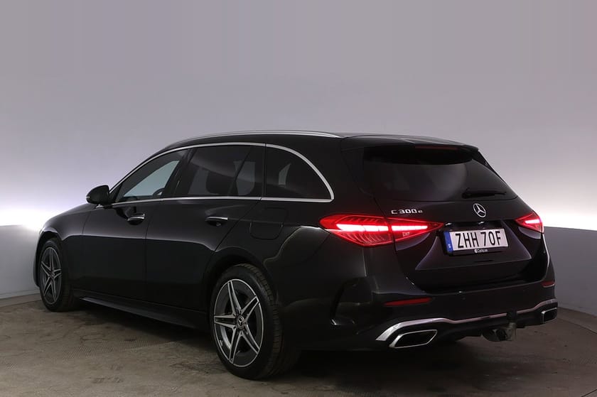 Bild 4 av Mercedes-Benz C 300 T e AMG Drag Burmester 360 Elstolar