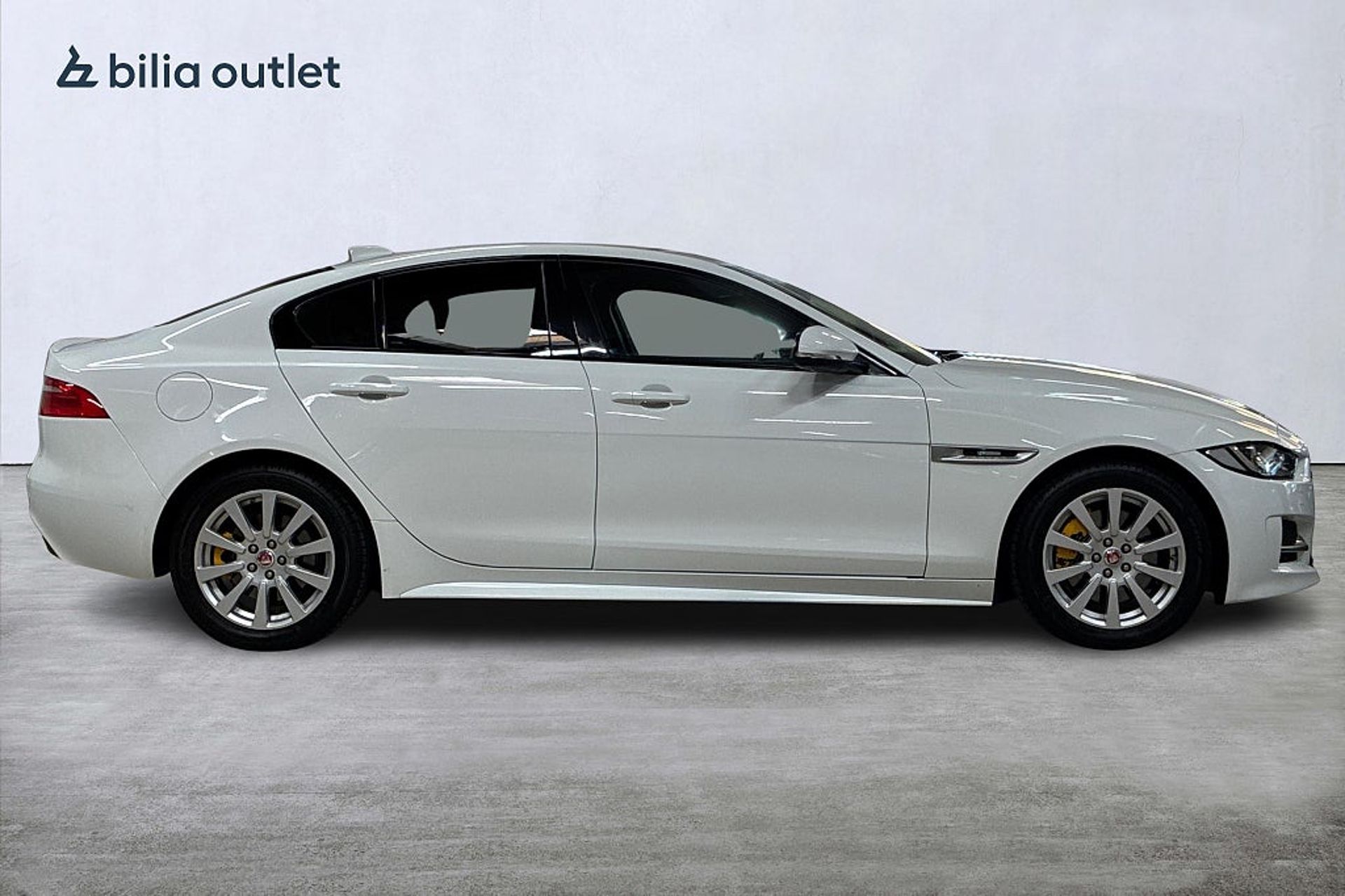 Jaguar XE 20t R-Sport 200hk 2019, bild 5/10