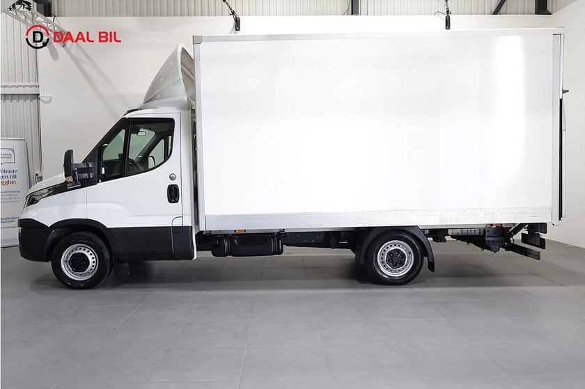 Bild 2 av Iveco Daily 35-160 Chassi Cab 2.3 HI-MATIC 156HK P-VÄRM FATHÅLLARE