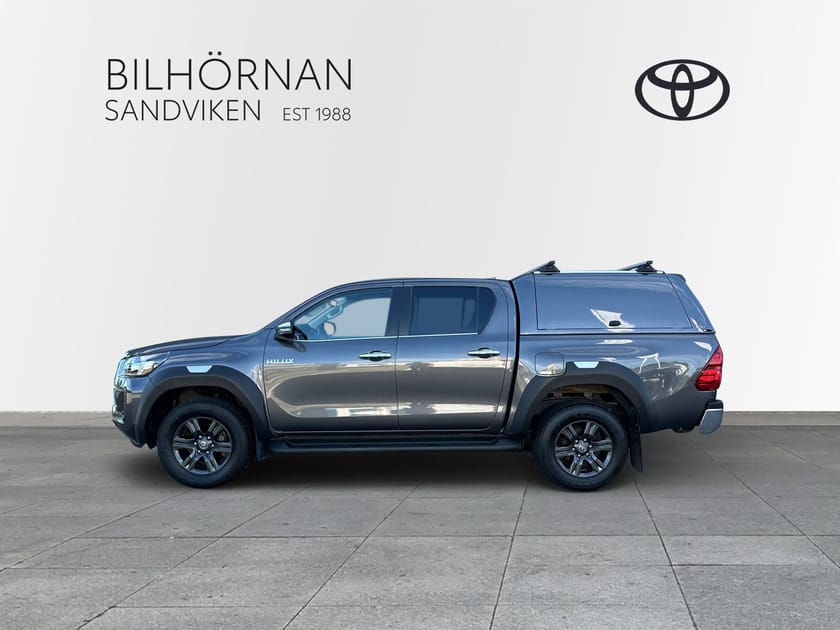 Bild 4 av Toyota Hilux Dubbelhytt D-CAB 2,8 Turbo D-4D 4WD Automat Hero Vinterhjul Dieselvärmare