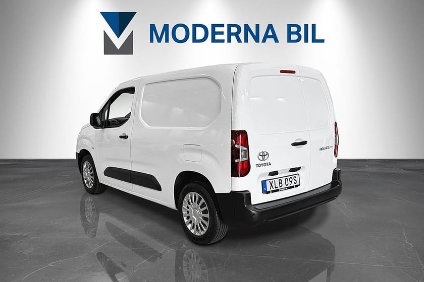 Bild 3 av Toyota ProAce City 1.2 Turbo 130hk Automat Moms B-kam Apple CarPlay