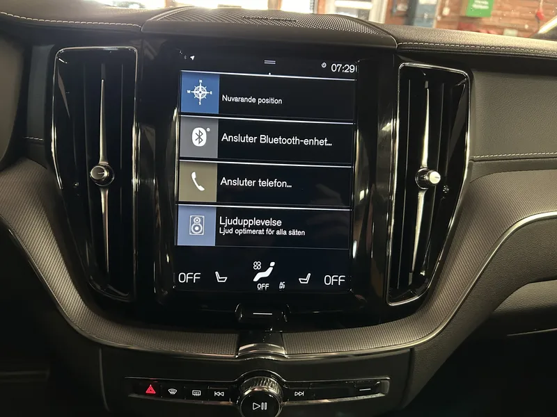 Bild 11 av 16 – Volvo XC60 T8 AWD Recharge Polestar Engineered TE R-Design