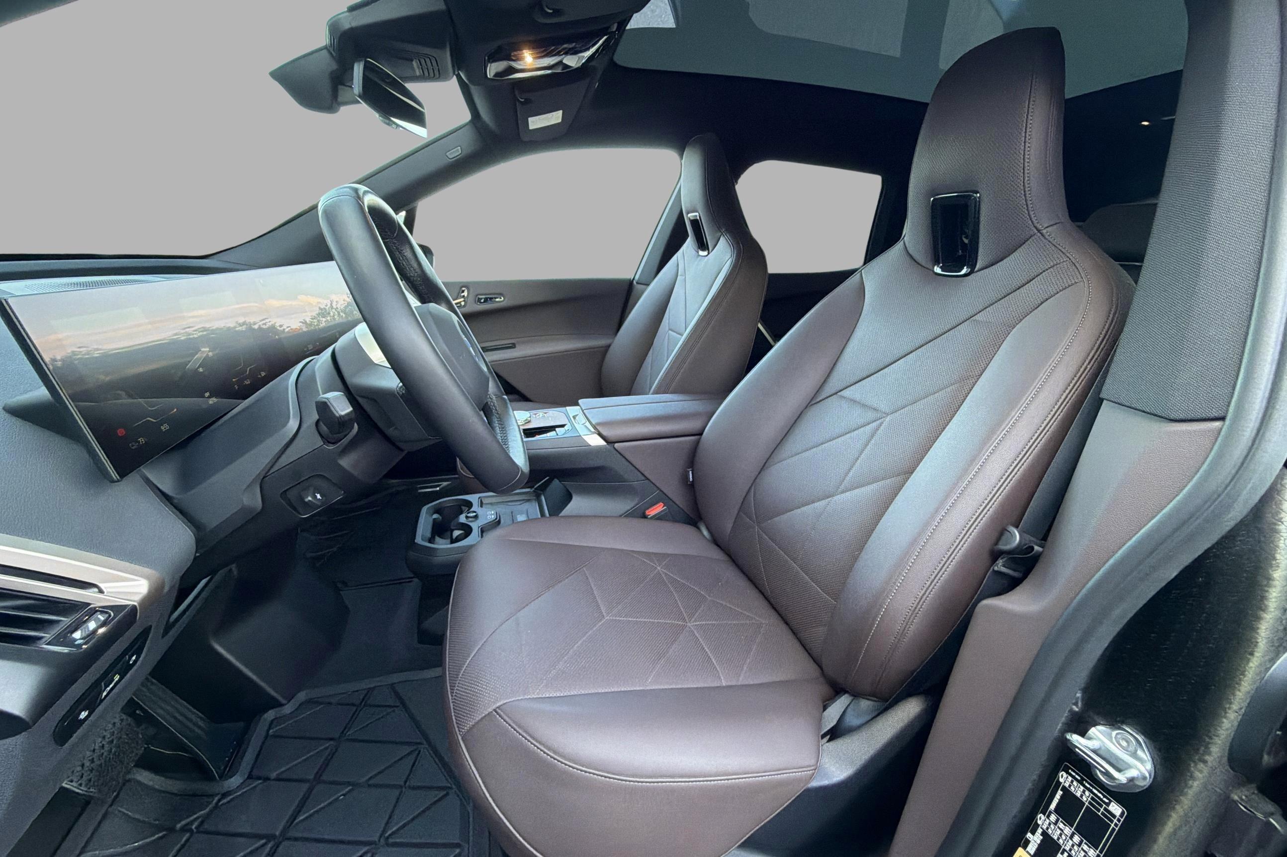 BMW iX xDrive40, 326hk, 2022