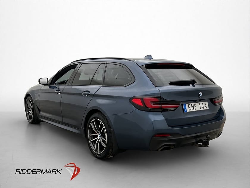 Bild 5 av BMW 530e xDrive Touring 292hk M Sport Skinn Kamera Drag HiFi CarPlay