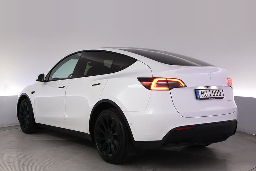 Bild 4 av Tesla Model Y Long Range AWD Autopilot 20" Panorama