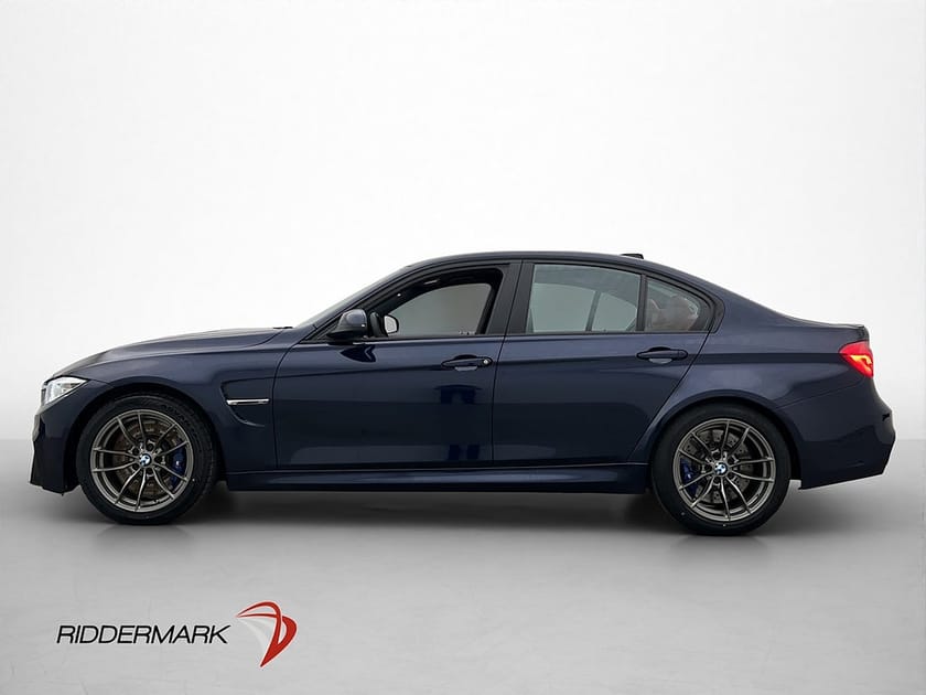 Bild 4 av BMW M3 Manuell Individual lack M-Performance Avgas Mockaratt