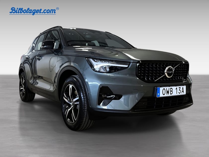 Bild 3 av Volvo XC40 B4 FWD Bensin Plus Dark