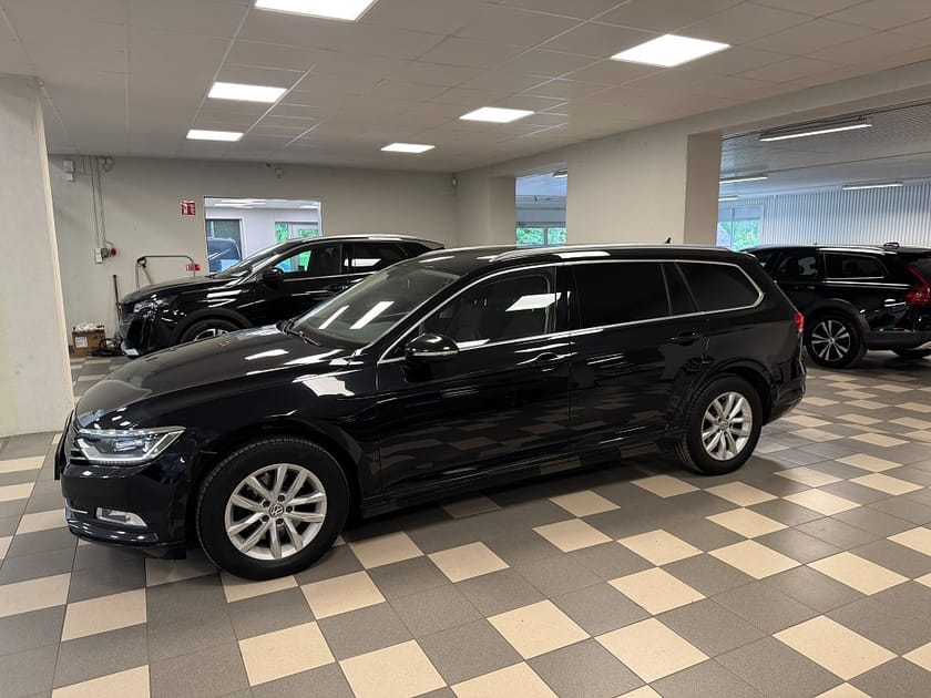 Bild 4 av Volkswagen Passat Sportscombi 2.0 TDI B-kamera Dieselv. Drag Led Navi