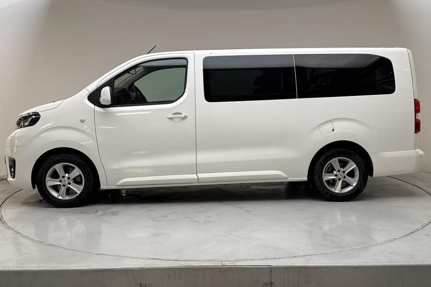 Bild 2 av Toyota Proace Verso 1.5D (120hk)