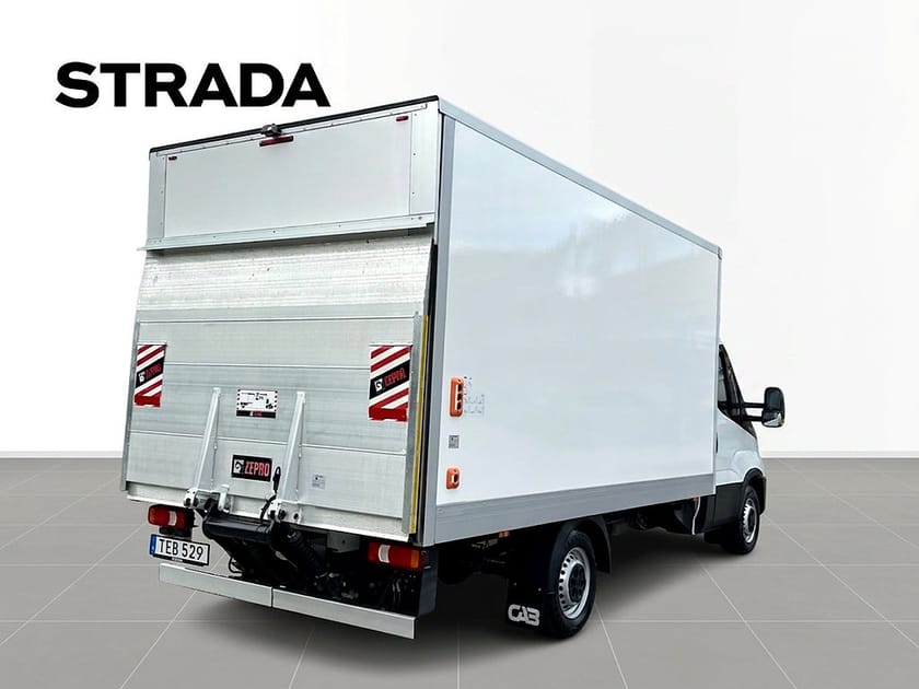 Bild 4 av Iveco Daily 35-140 Chassi Cab 18m3 Volymskåp med lyft | Hi-Matic | 3 års garanti