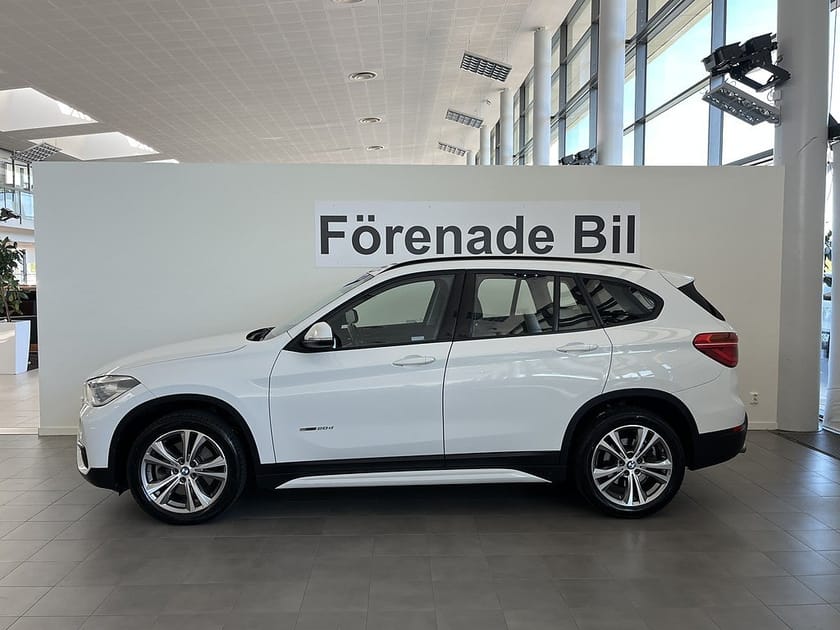 Bild 3 av BMW X1 sDrive20d sDrive 20d Sport Line Nav Drag Rattvärme PDC