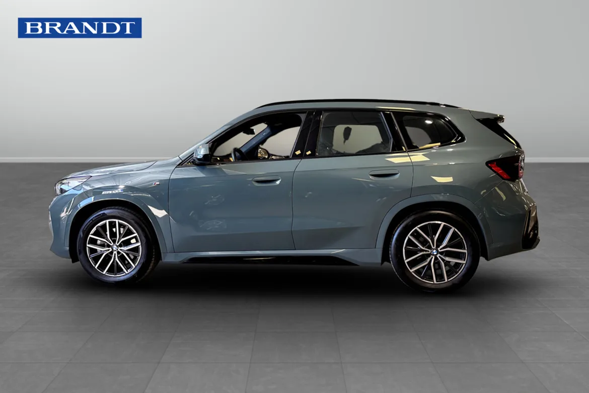 BMW iX1 xDrive30