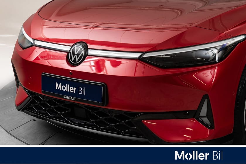 Bilde 2 av Volkswagen ID.7 GTX Tourer