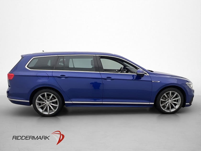 Bild 4 av Volkswagen Passat Sportscombi 4M 240hk R-Line Pano Cockpit Dynaudio Drag
