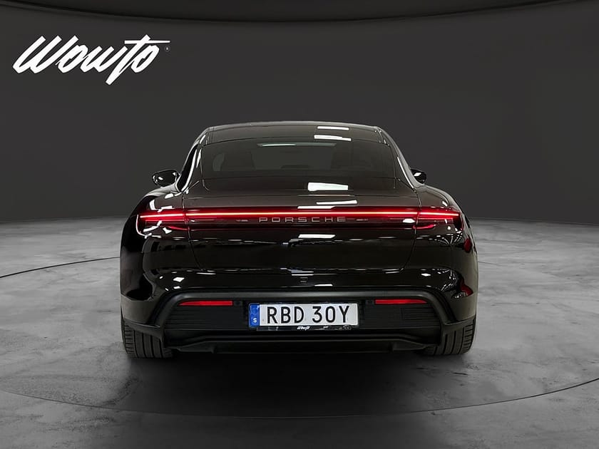 Bild 5 av Porsche Taycan DD 435HK /P-Display/ Soft Close/Se Spec/Moms
