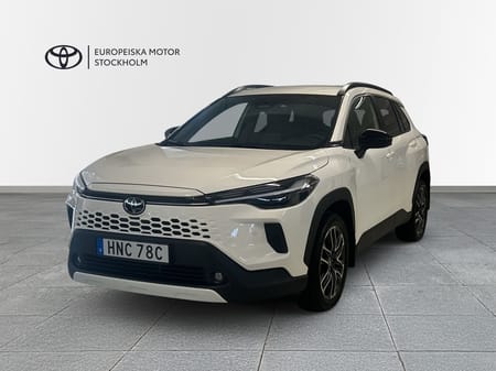 Toyota Corolla Cross Hybrid AWD-i 2,0 HSD STYLE / VINTERHJUL / DRAG