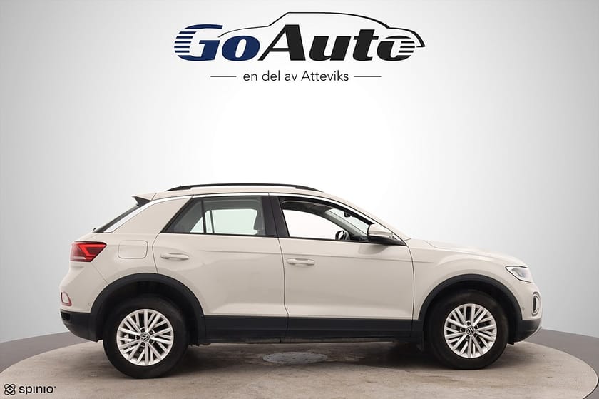Bild 2 av Volkswagen T-Roc 1.0 TSI OPF Manuell, 110hk, 2023