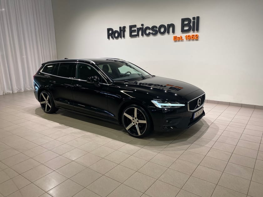 Bild 1 av Volvo V60 B4 Bensin Momentum Advanced Edition