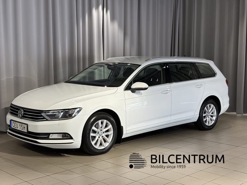 Bild 1 av Volkswagen Passat Sportscombi 1.5 TSI 150HK Drag Backkamera Värmare