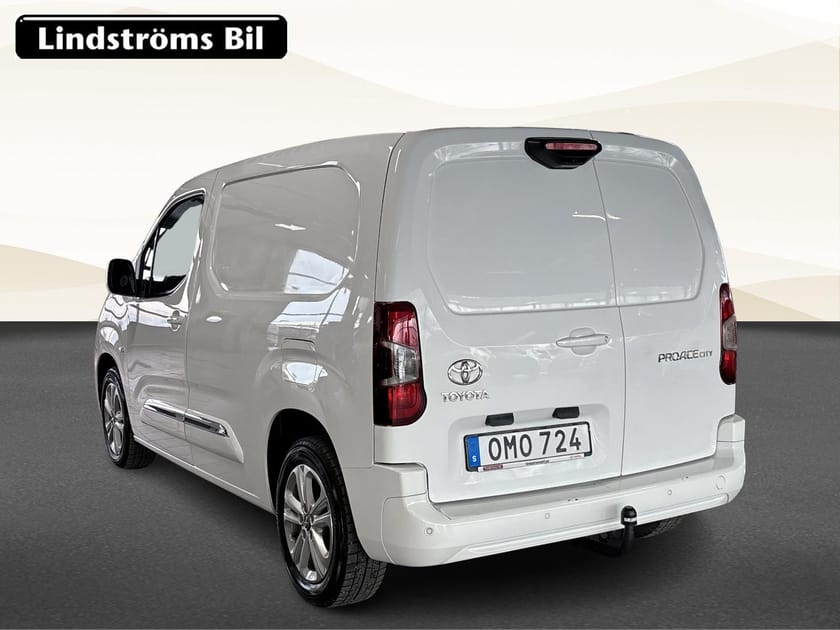 Bild 4 av Toyota ProAce City 1.2T Professional Dragkrok V-hjul