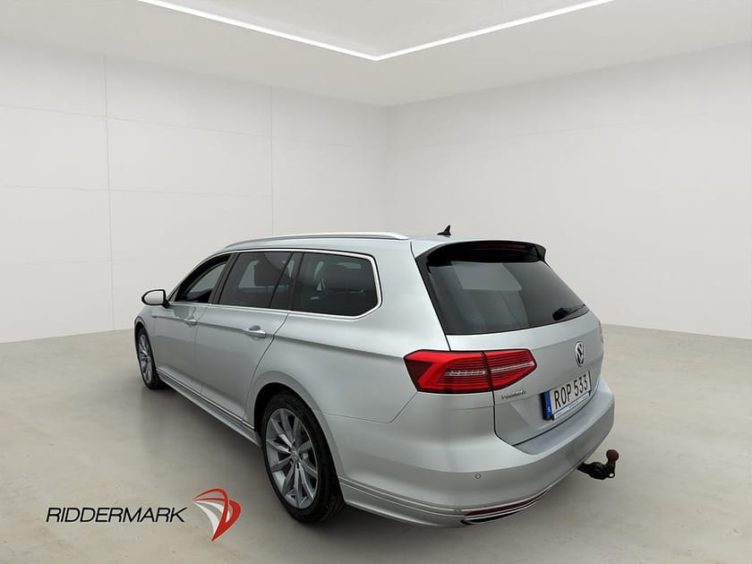 Bild 5 av Volkswagen Passat Sportscombi TDI 190hk 4M R-Line Kamera Värmare Drag
