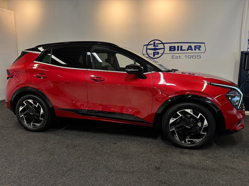 Bild 2 av Kia Sportage PHEV GT-Line Panorama | Massage | Drag | Vhjul | 1 Ägar