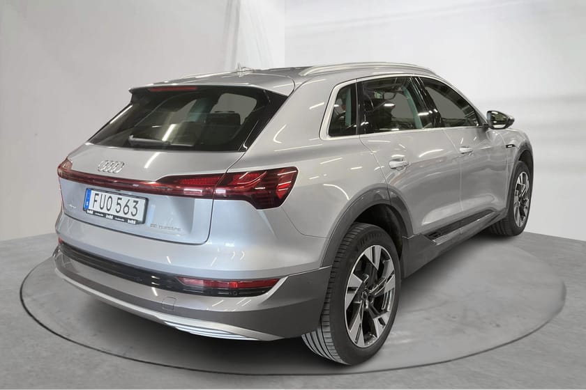 Bild 3 av Audi e-tron 55 quattro 95kWh (360hk) Proline Drag