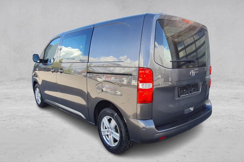Bilde 3 av Toyota Proace 2.0 144HK 4x4 L1 Comfort