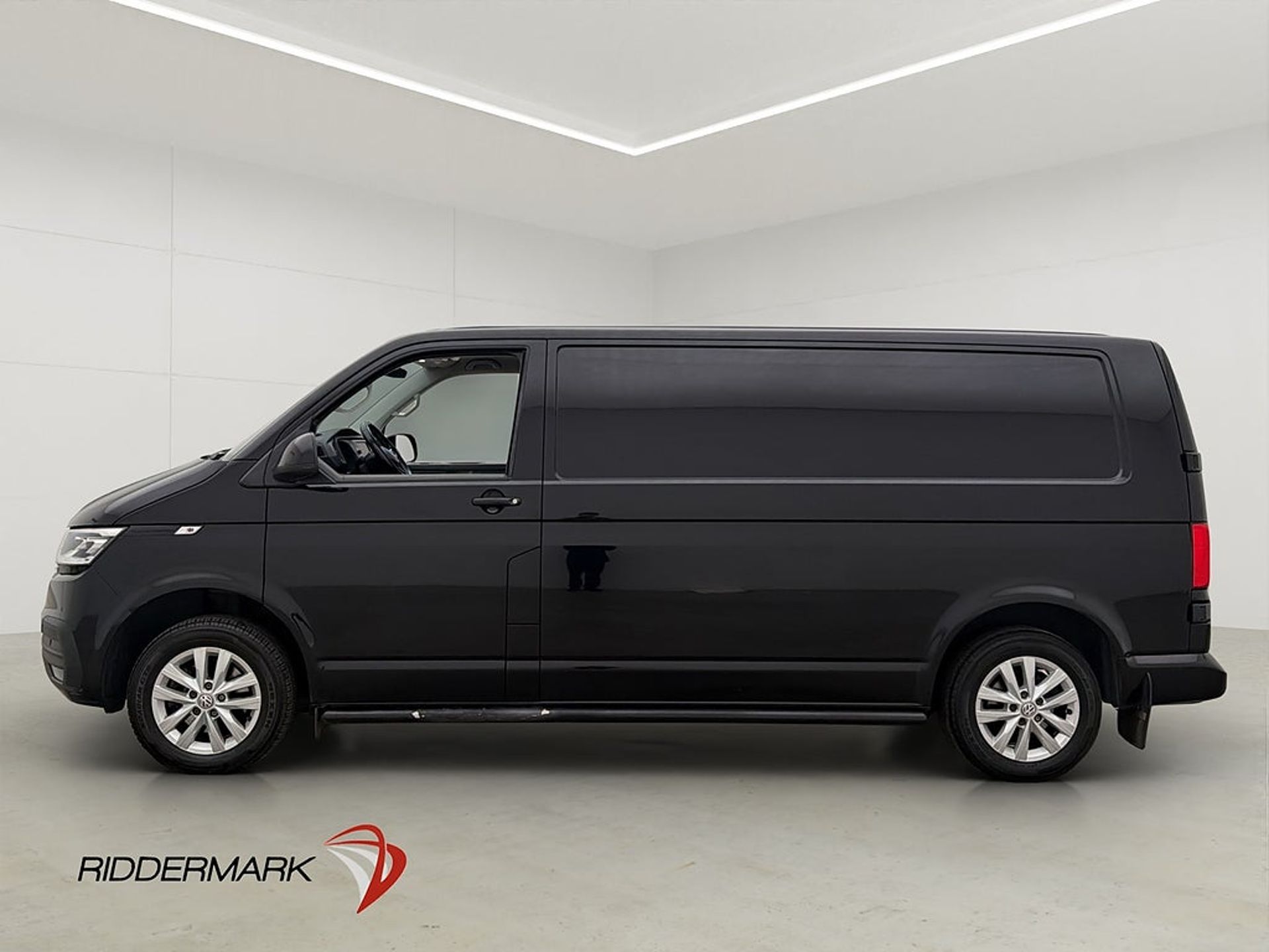 Volkswagen Transporter 2.0 TDI 2021, bild 6/10